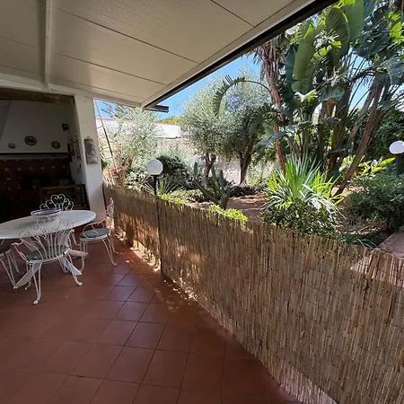 Mia 別荘 カリーニ